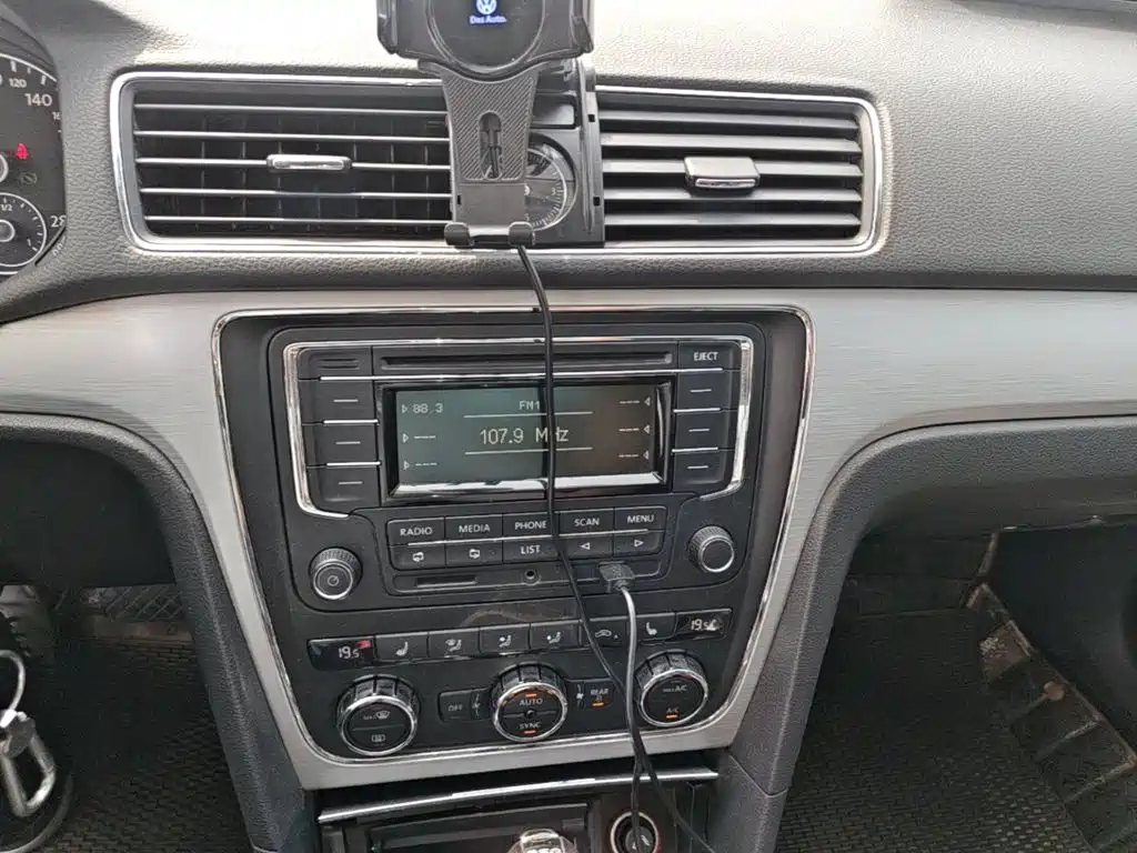 Volkswagen Passat — миниатюра 18