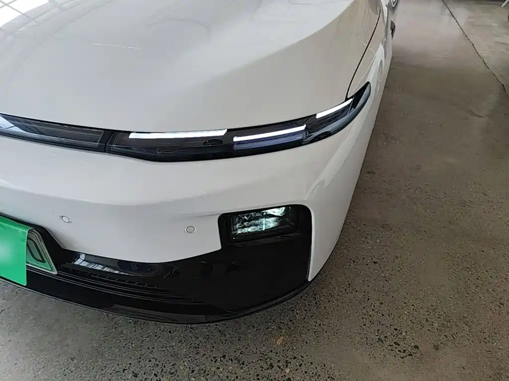 Leapmotor Leapmotor B01 — миниатюра 24