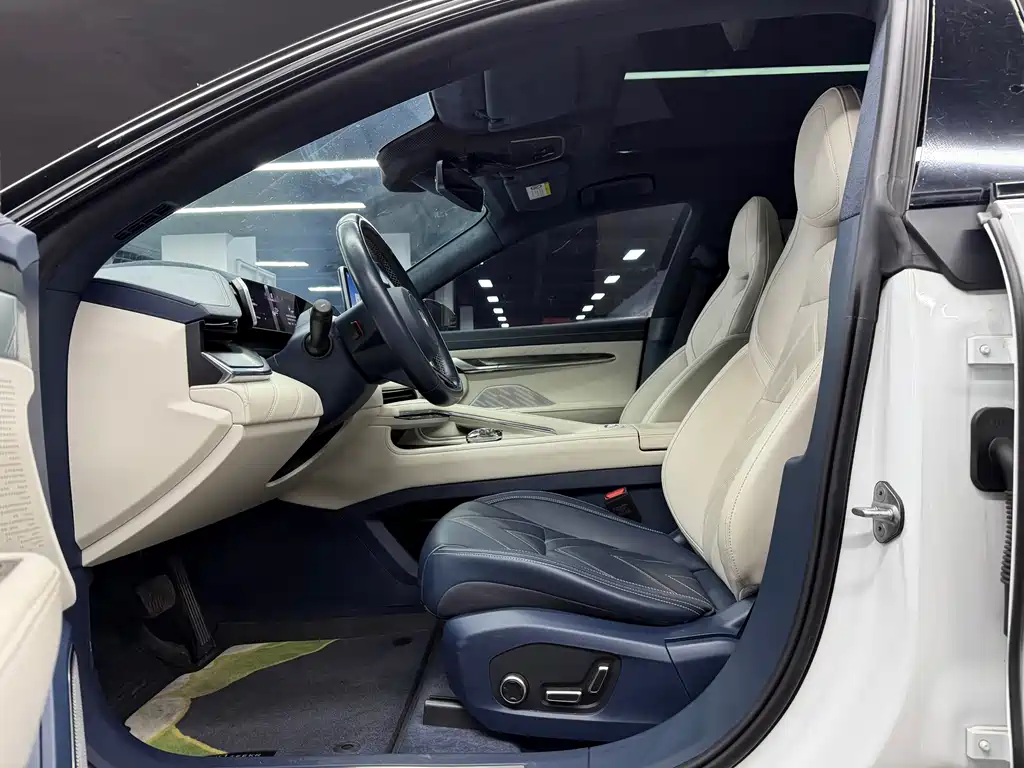 ZEEKR EXTREME KRYPTON 001