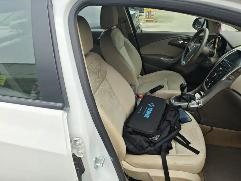 Buick Excelle — миниатюра 25