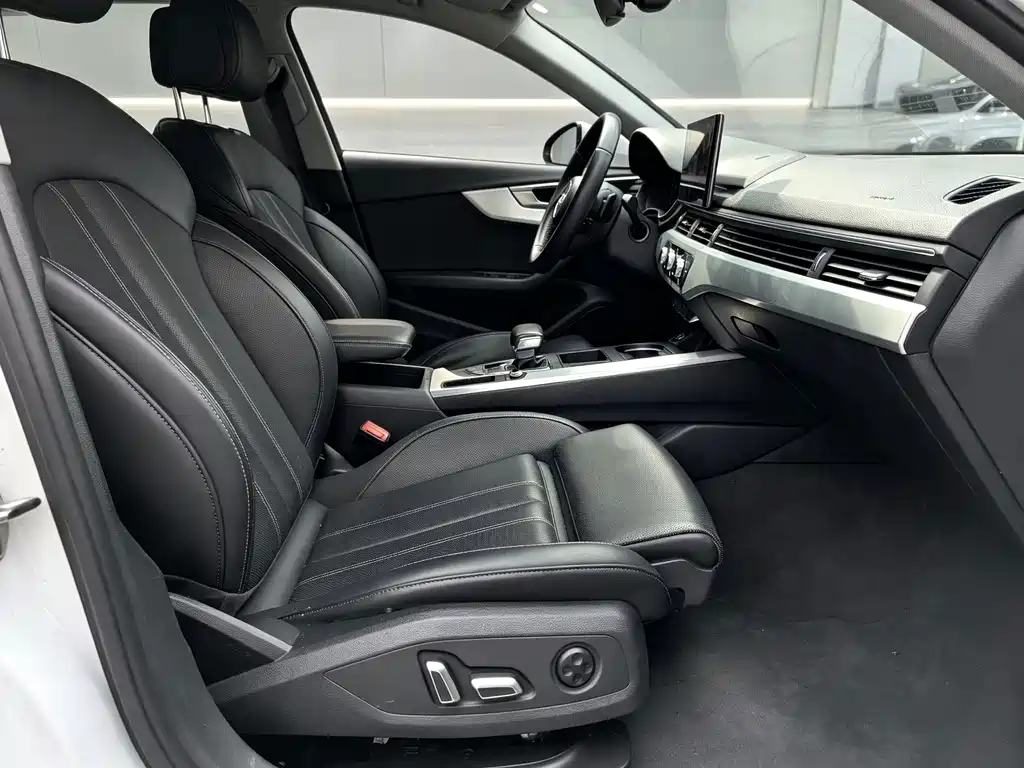 Audi A4L — миниатюра 11