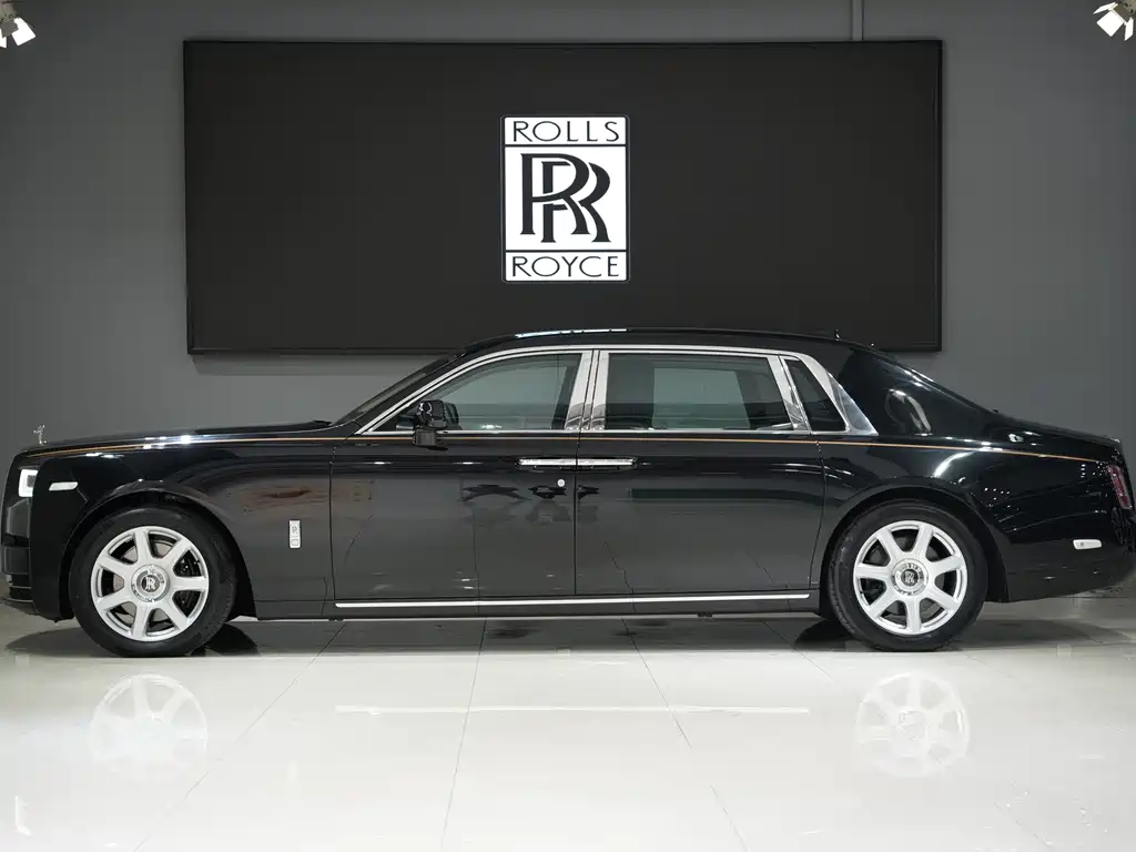 Rolls-Royce Phantom — миниатюра 4