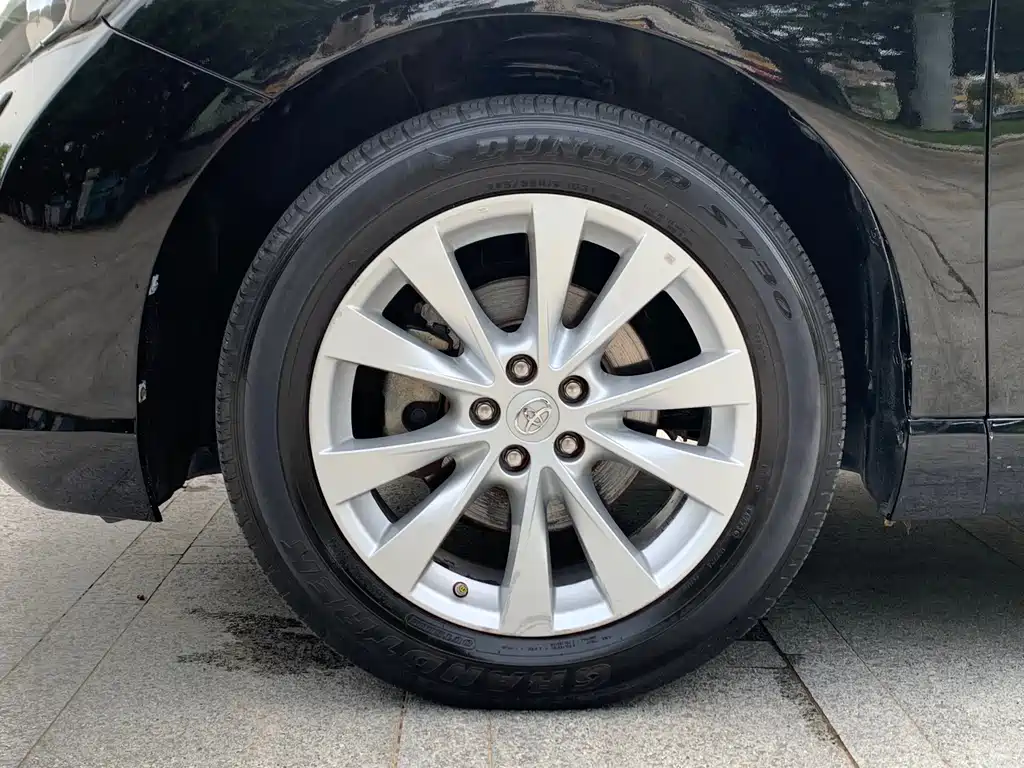 Toyota Venza (Import) — миниатюра 13