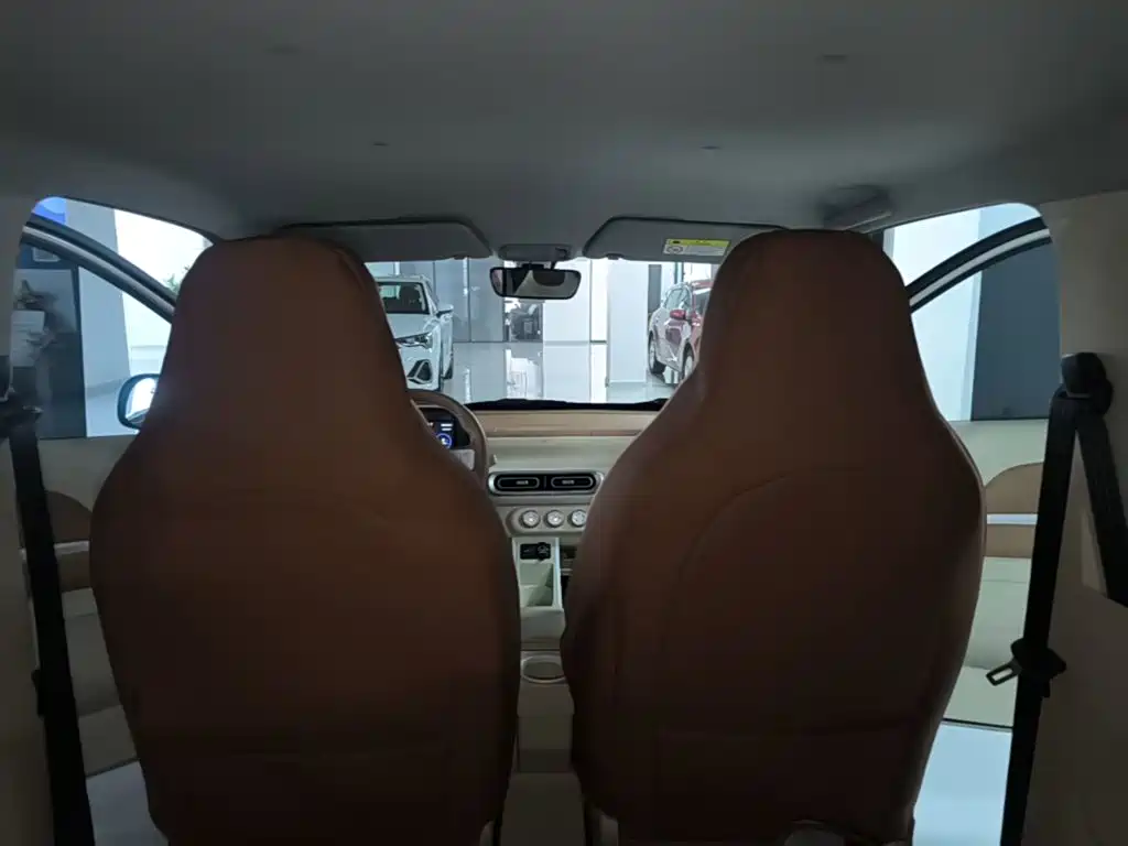 Wuling MINIEV — миниатюра 18