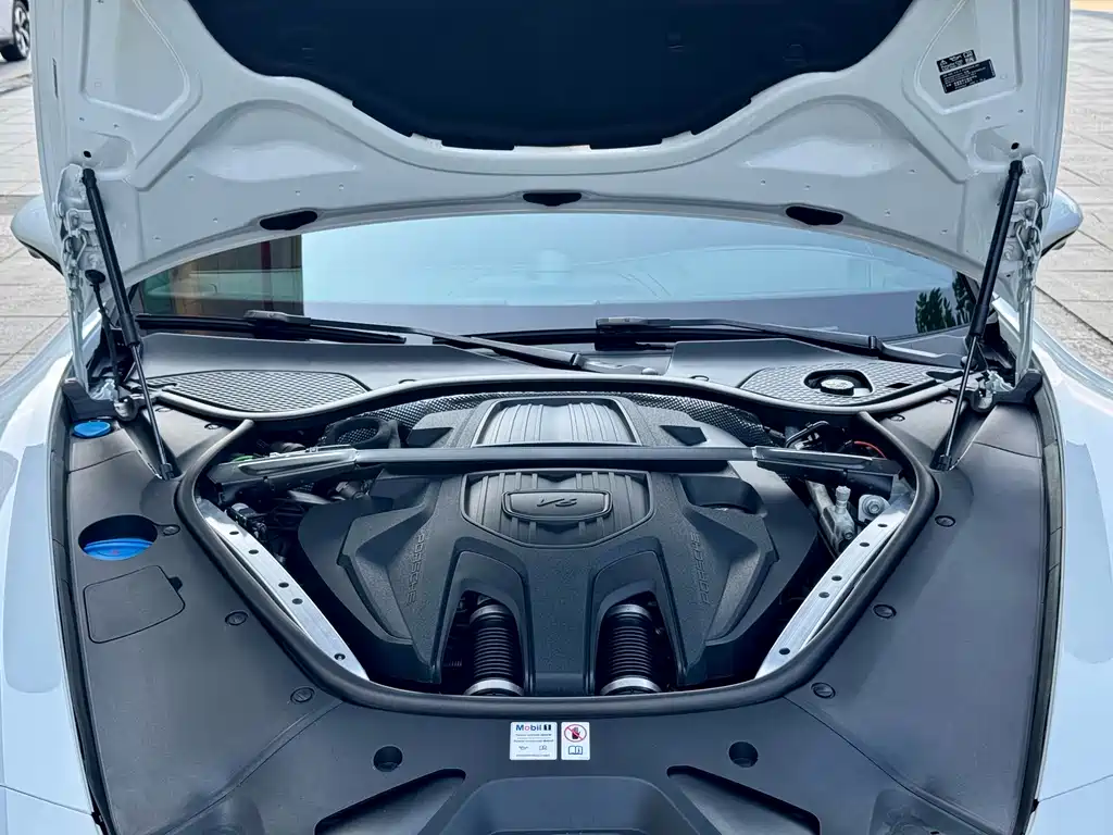 Porsche Panamera — миниатюра 24