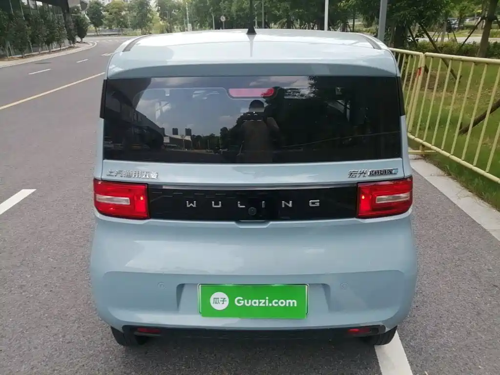 Wuling MINIEV — миниатюра 6