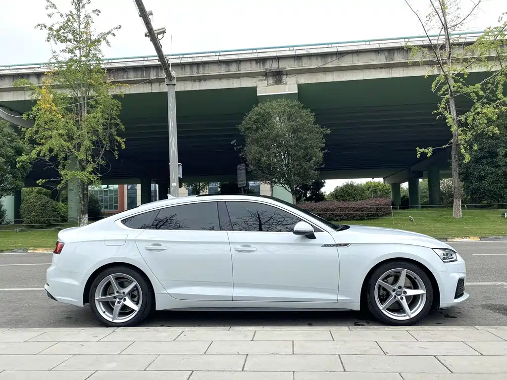 Audi A5 (Import) — миниатюра 4