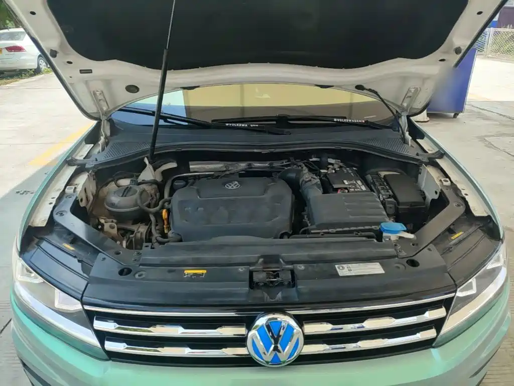 Volkswagen Tiguan L — миниатюра 20