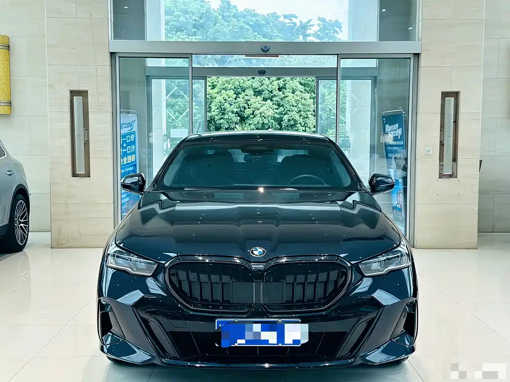 BMW 5 Series 5 2025 530Li Premium M Sport