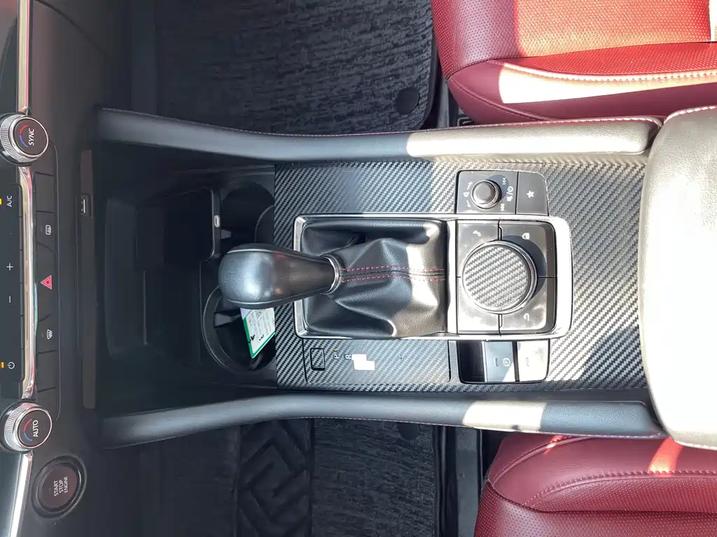 Mazda 3 Axela — миниатюра 13