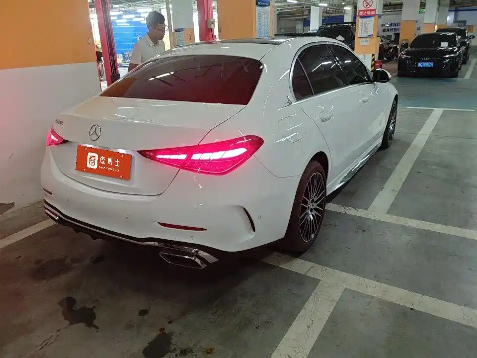 Mercedes-Benz C-Class — миниатюра 7