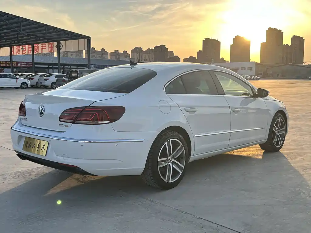 Volkswagen CC — миниатюра 9