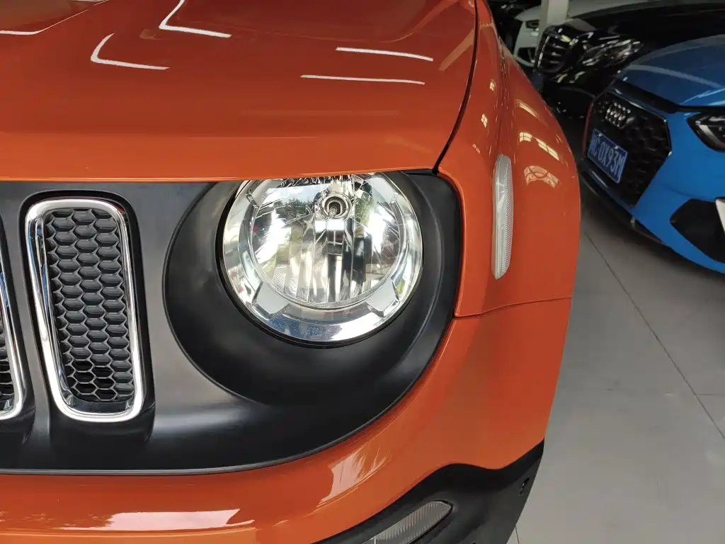 Jeep Renegade — миниатюра 24