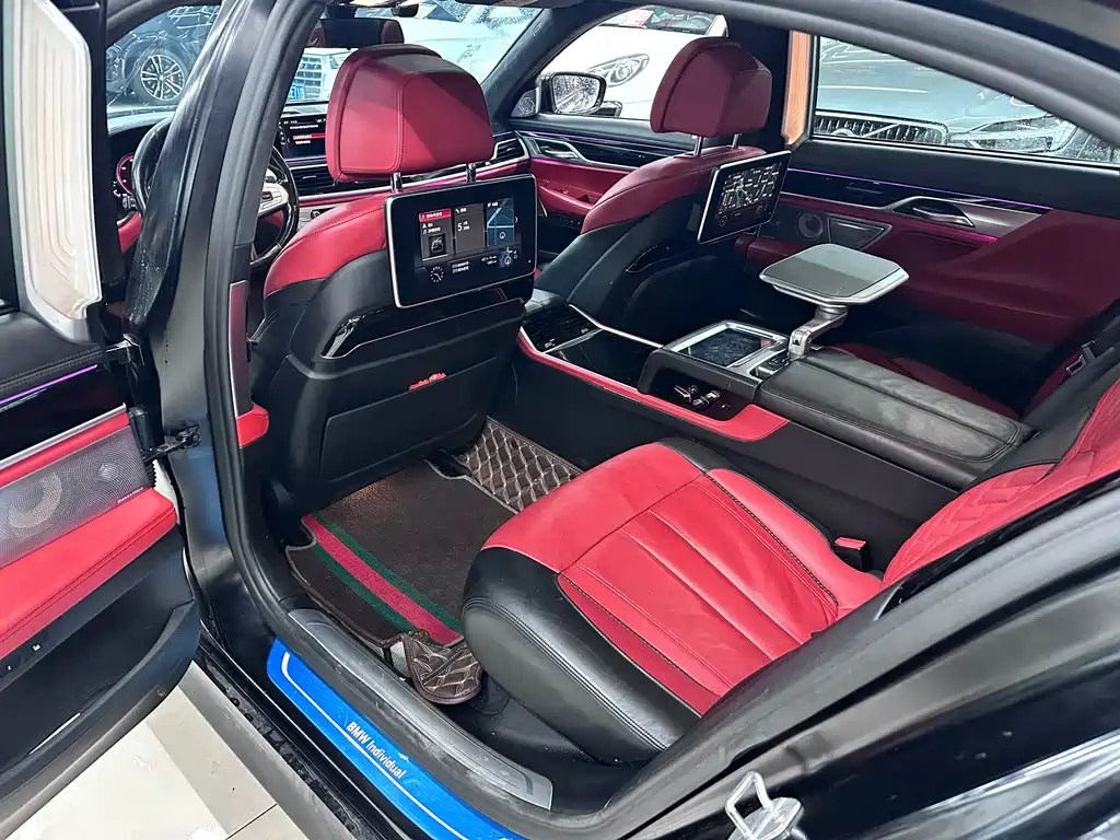 BMW 7 Series 7 2018 740Li xDrive Premium M Sport