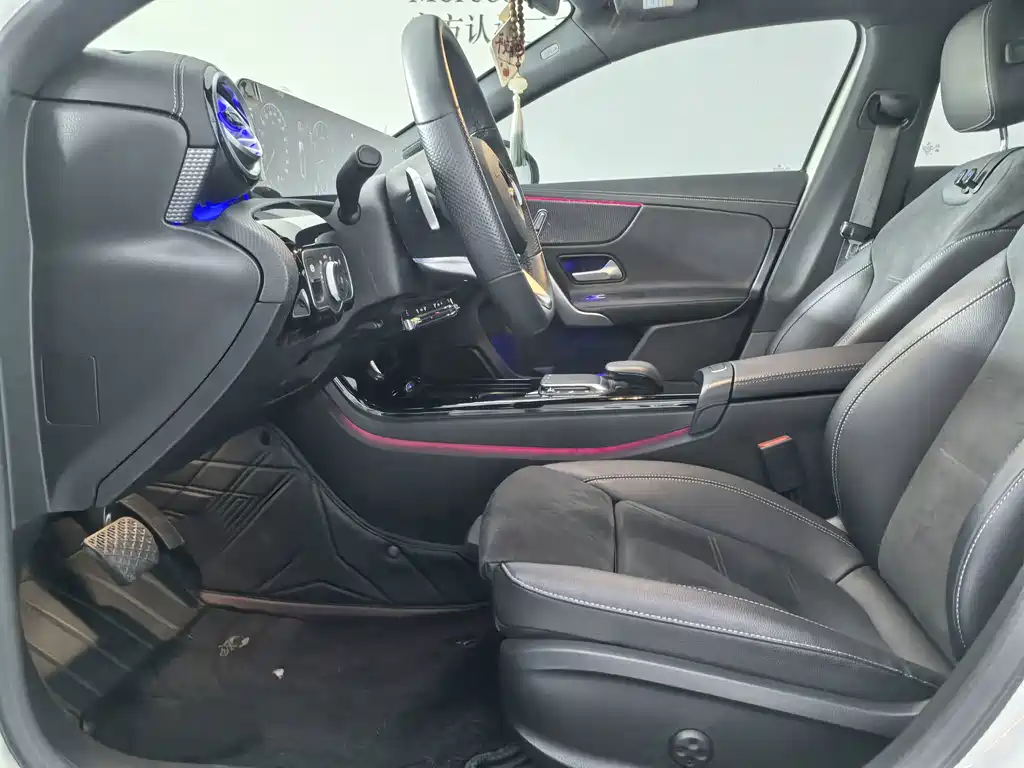 Mercedes-Benz A-Class — миниатюра 14