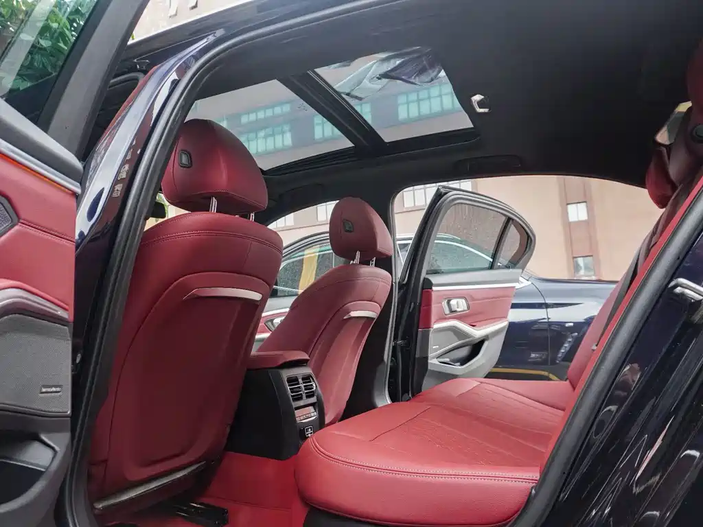 BMW 3 Series — миниатюра 24