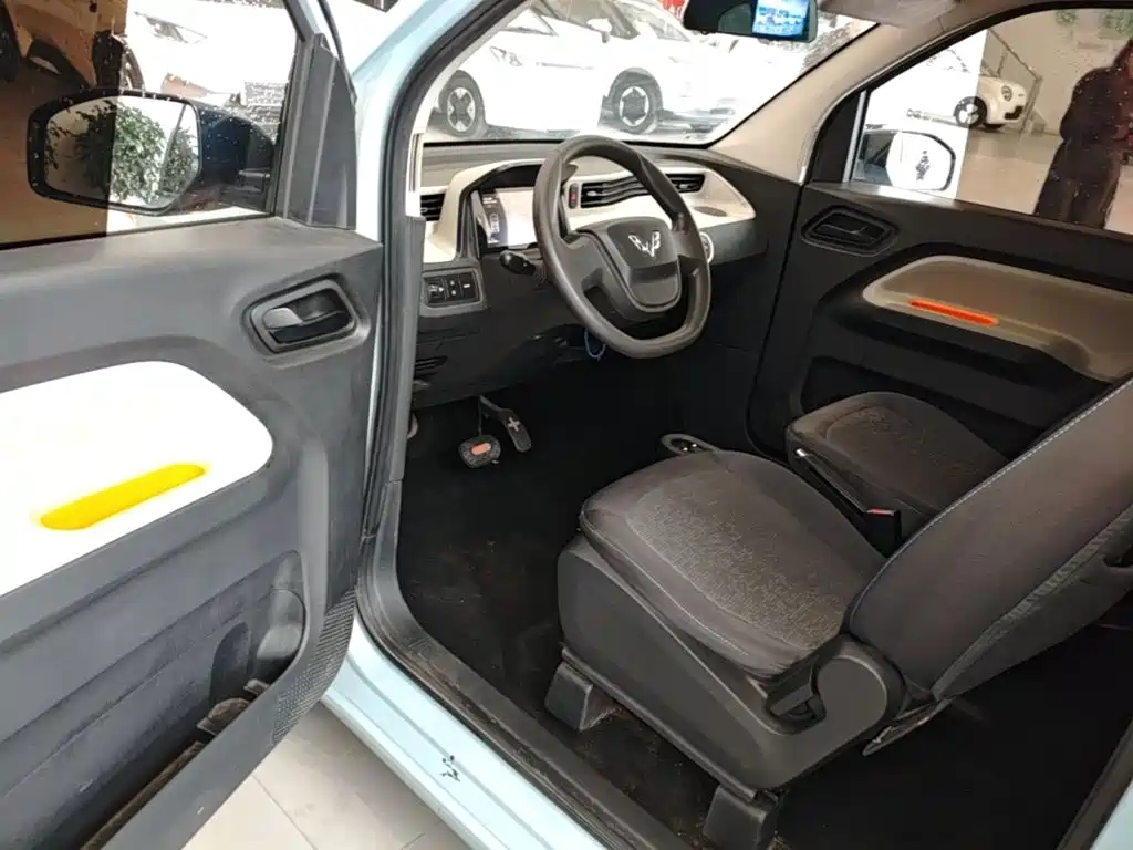 Wuling MINIEV — миниатюра 16