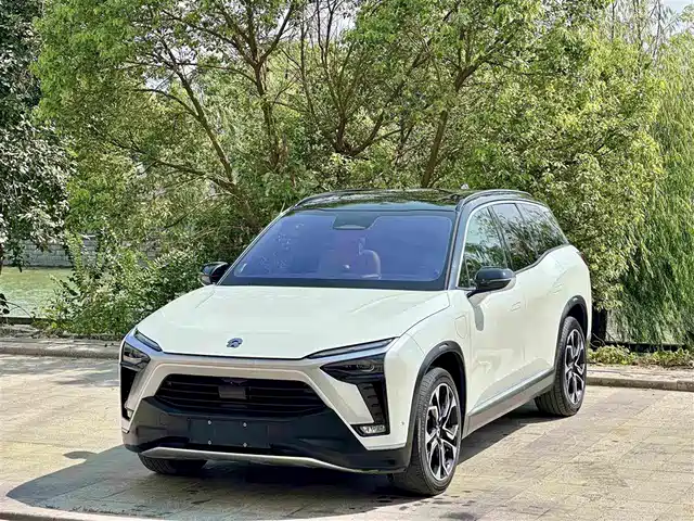 2021 Nio ES8