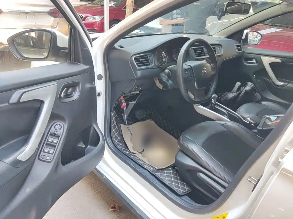 Citroen C3-XR — миниатюра 16