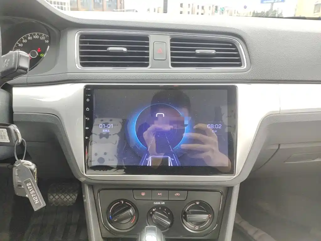Volkswagen Lavida — миниатюра 13