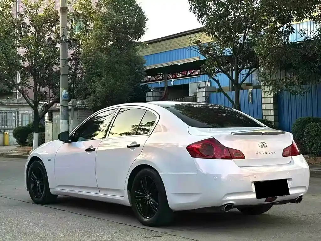 Infiniti G — миниатюра 4