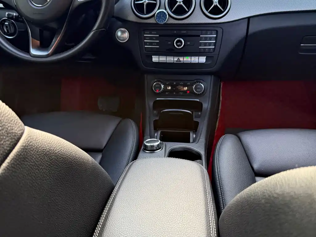 Mercedes-Benz B-Class — миниатюра 16