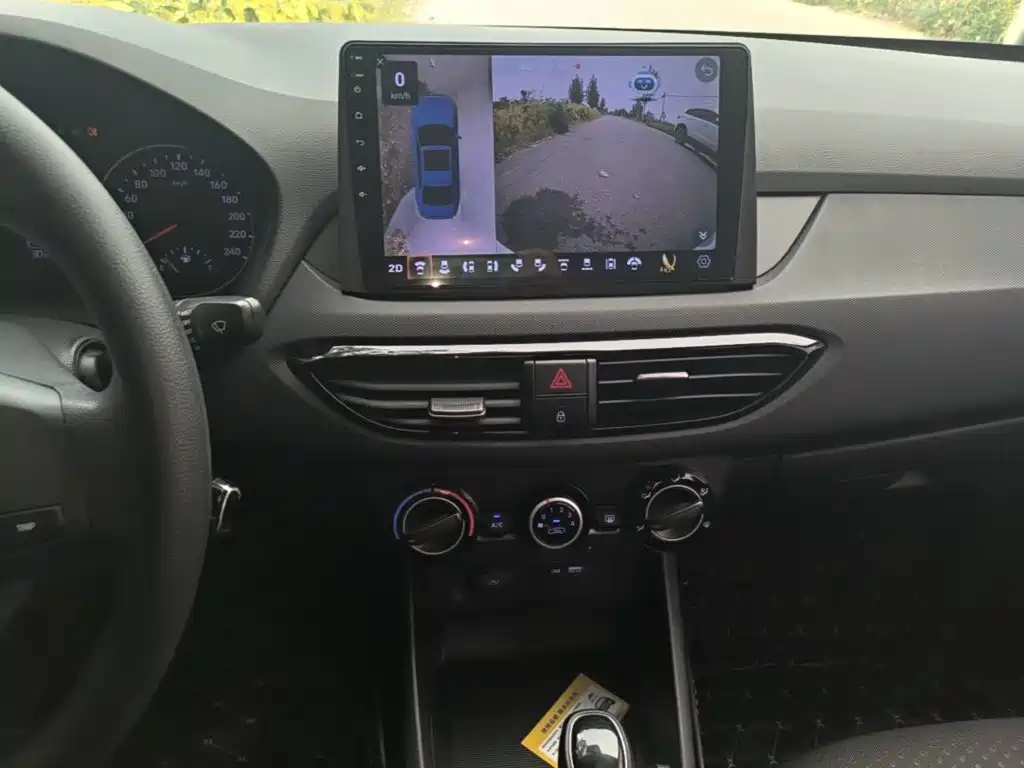 Hyundai Elantra — миниатюра 13