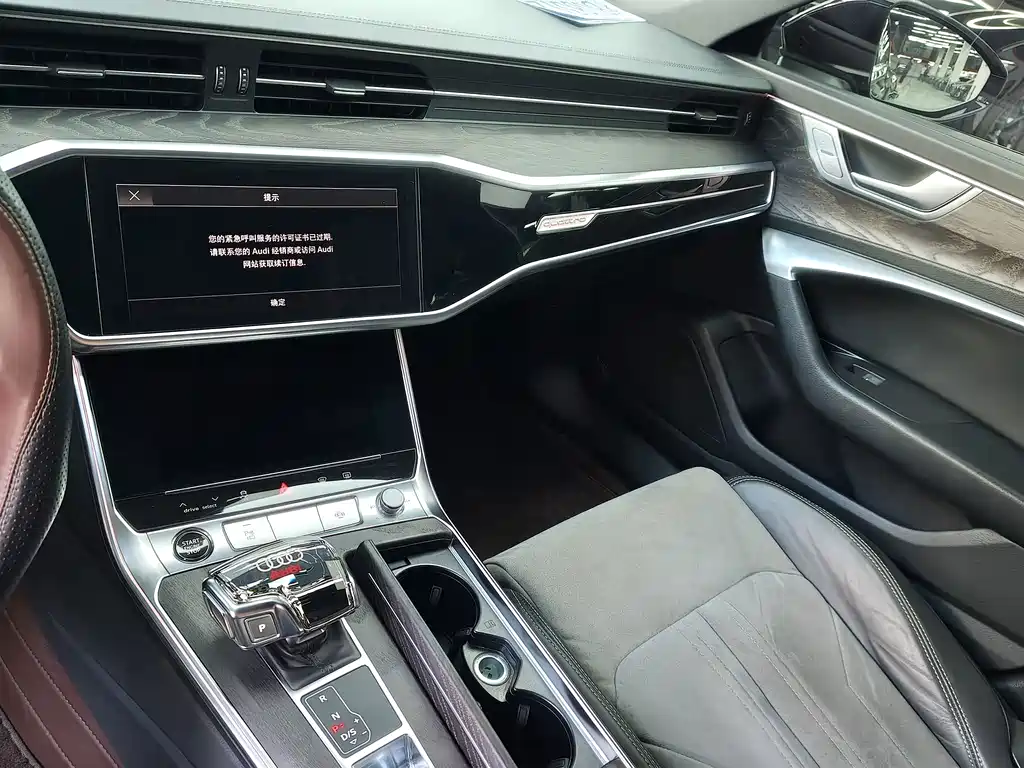 Audi A6L — миниатюра 10
