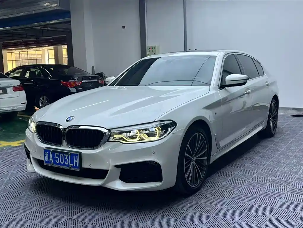 BMW 5 Series 2020