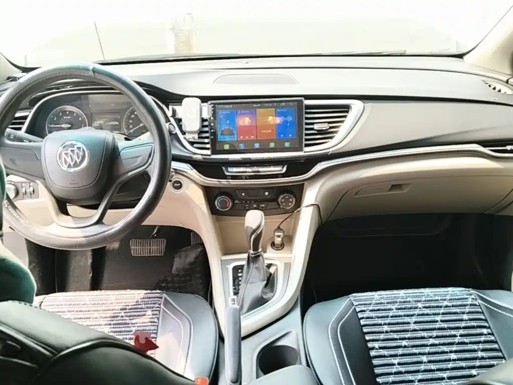 Buick Excelle — миниатюра 10