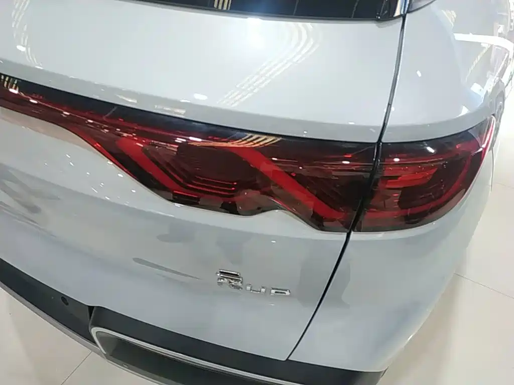 BYD Yuan UP — миниатюра 8