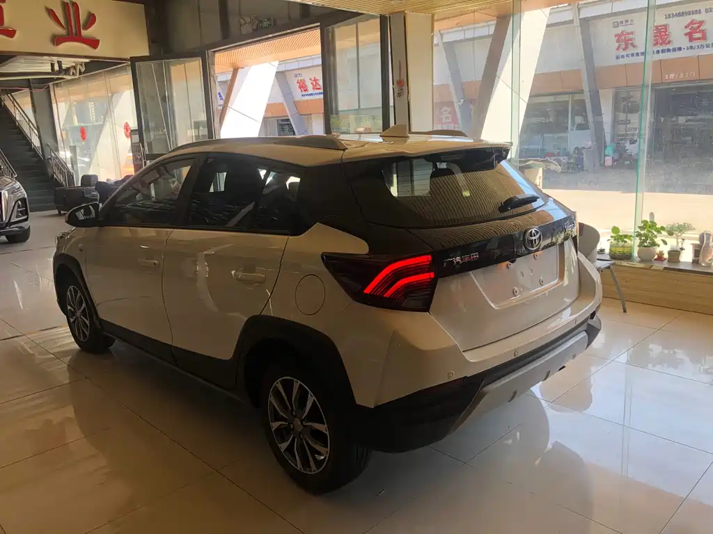 Toyota Yaris L — миниатюра 14