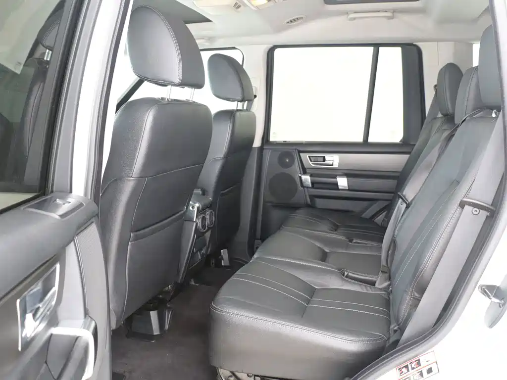 Land Rover Discovery — миниатюра 10