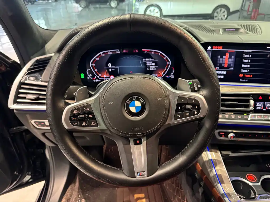 BMW X7 — миниатюра 15
