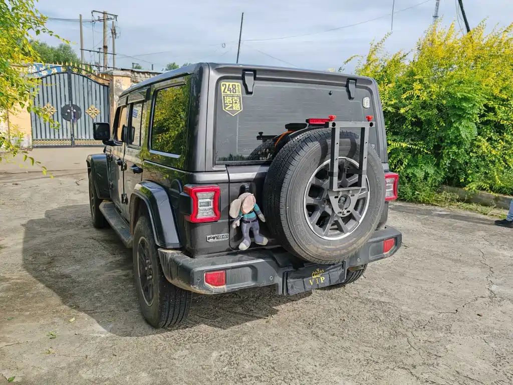 Jeep Wrangler — миниатюра 15