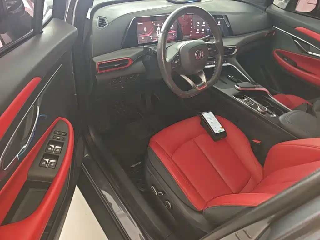 Changan UNI-T — миниатюра 16