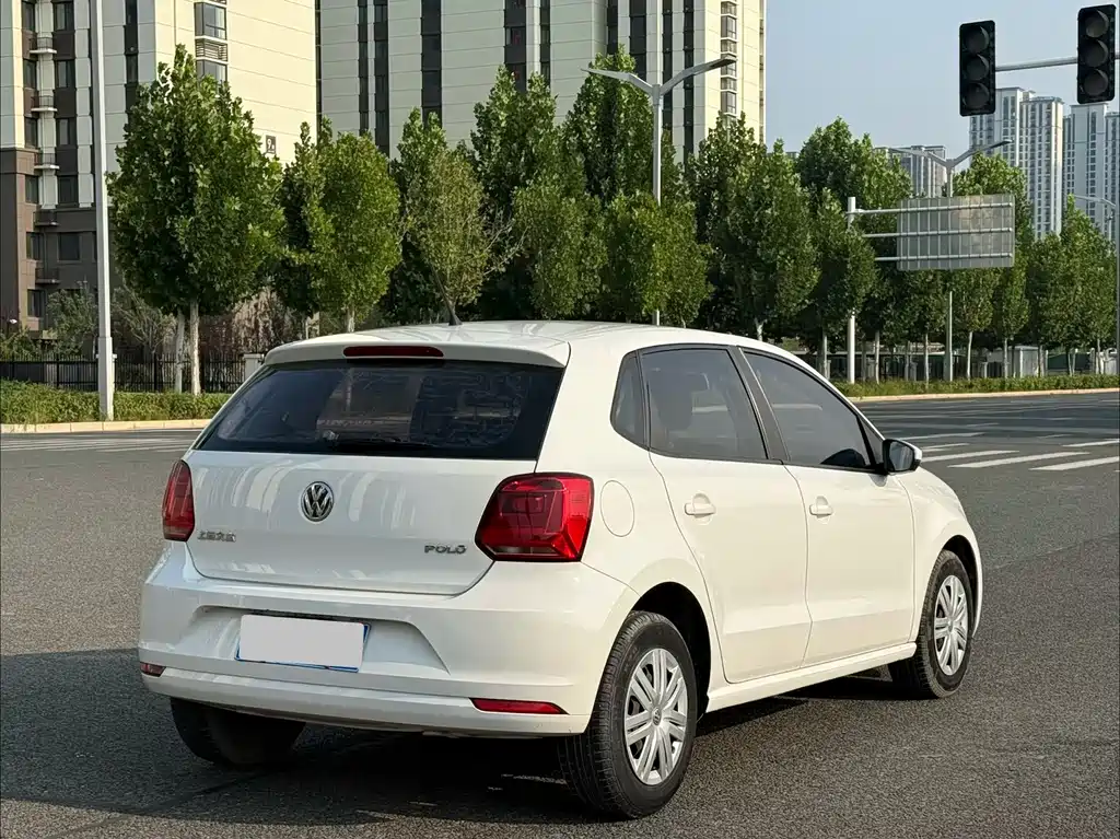 Volkswagen Polo — миниатюра 9