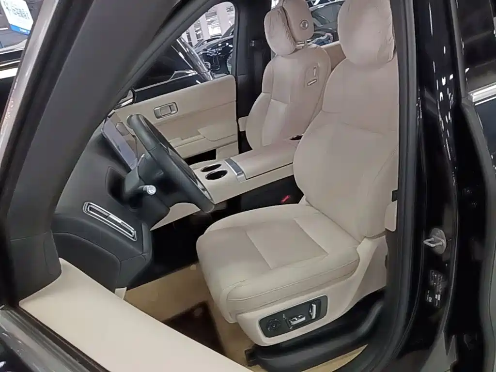 Li Auto Li L9 — миниатюра 15