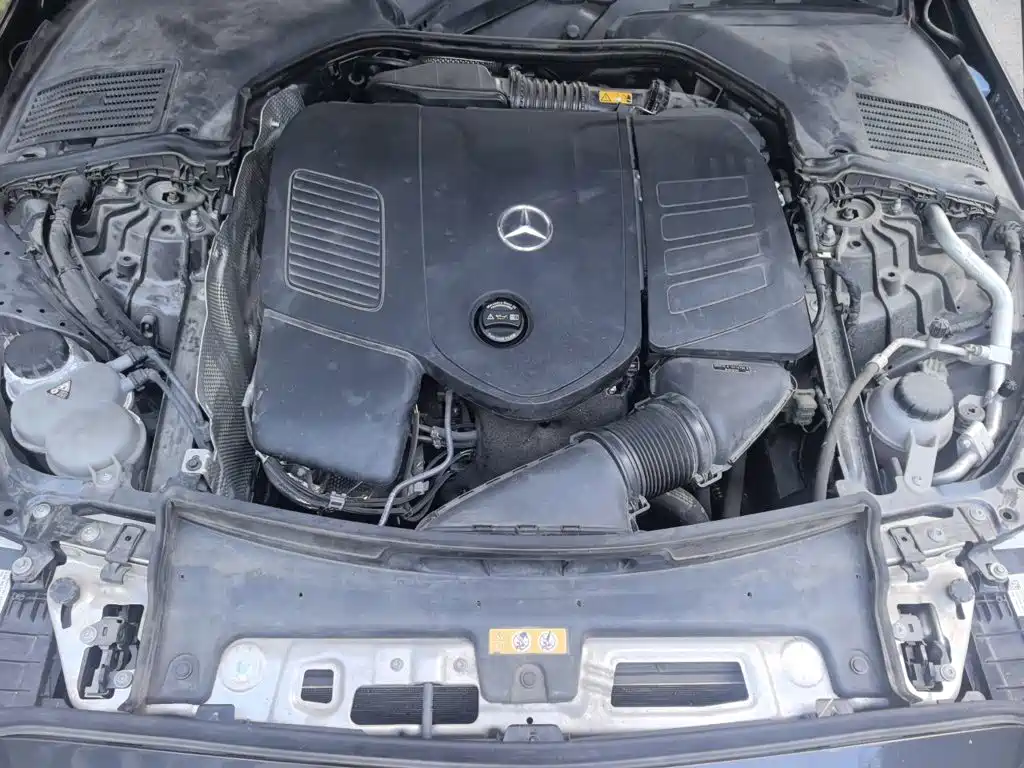Mercedes-Benz C-Class — миниатюра 11