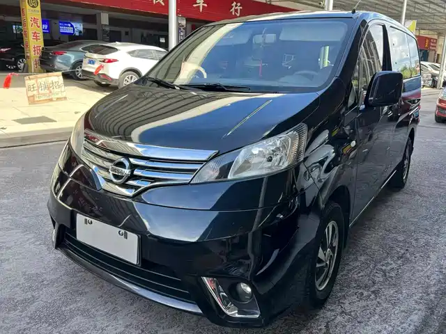 NISSAN  NV200 2018
