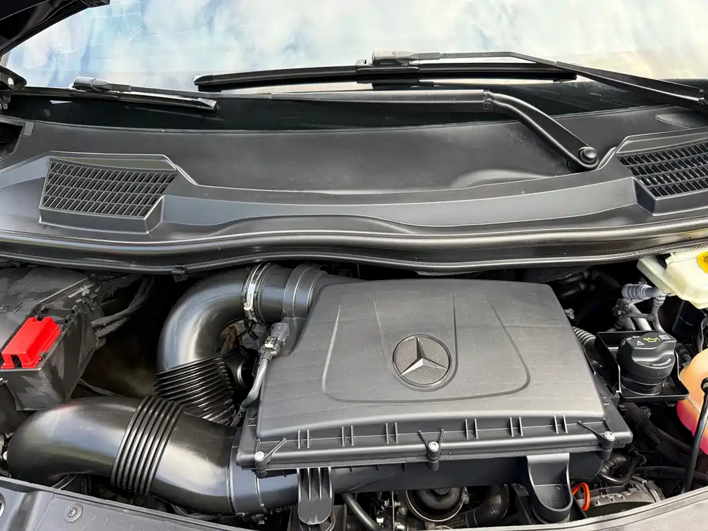 Mercedes-Benz Vito — миниатюра 23