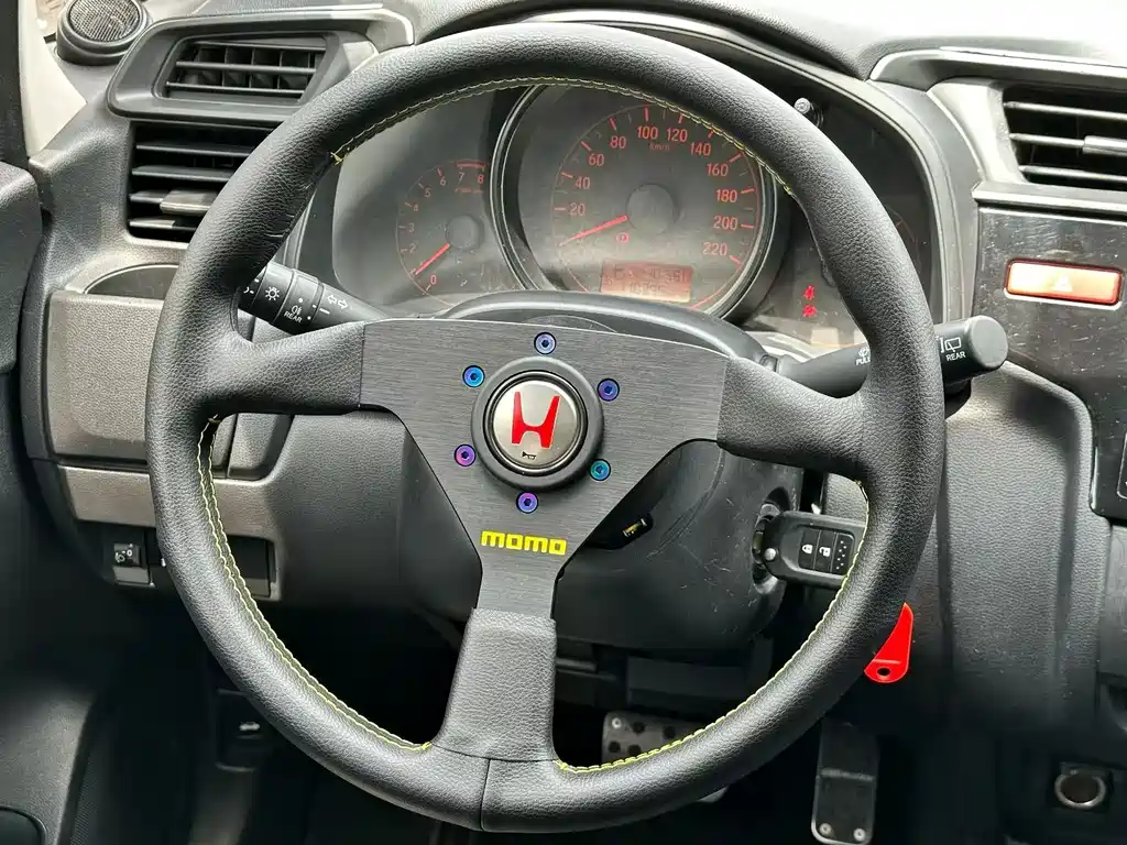 Honda Fit — миниатюра 9