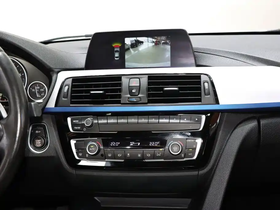 BMW 3 Series — миниатюра 14