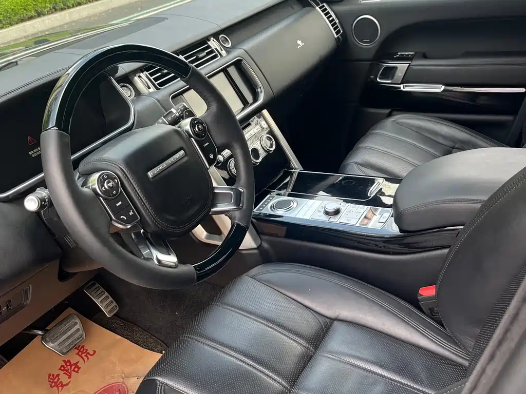 Land Rover Range Rover — миниатюра 9