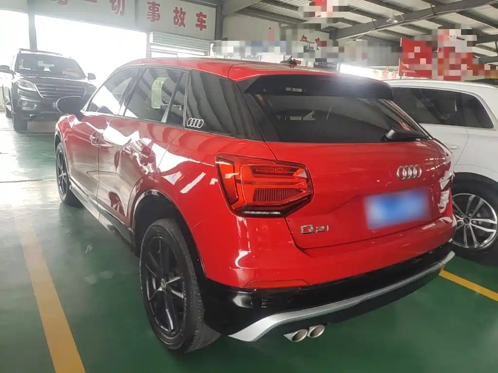 Audi Q2L — миниатюра 5