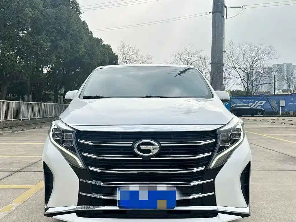 GAC TRUMPCHI M8