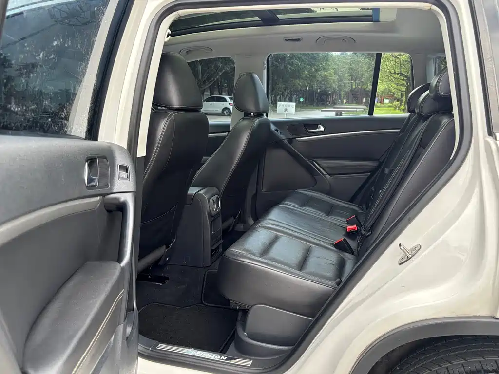 Volkswagen Tiguan — миниатюра 9