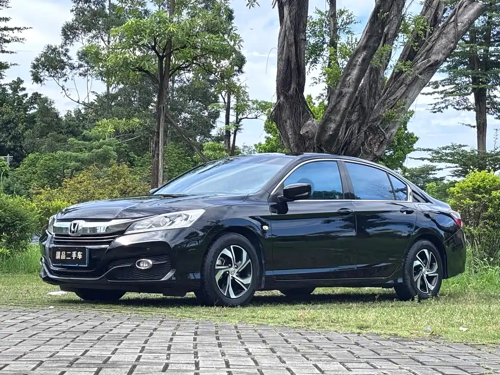 Honda Accord — миниатюра 3