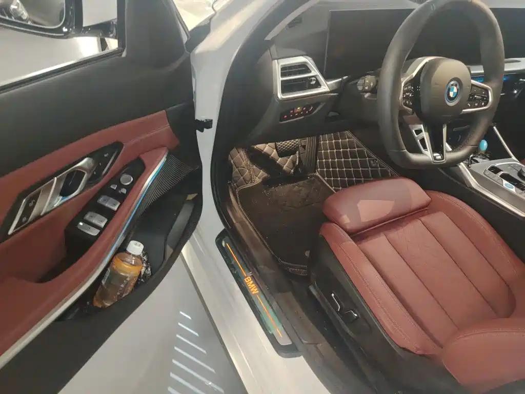 BMW i3 — миниатюра 14