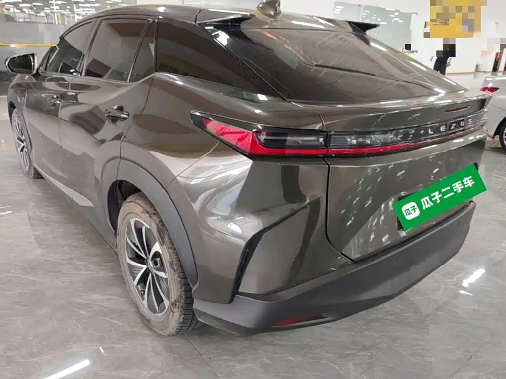 Lexus RZ — миниатюра 5
